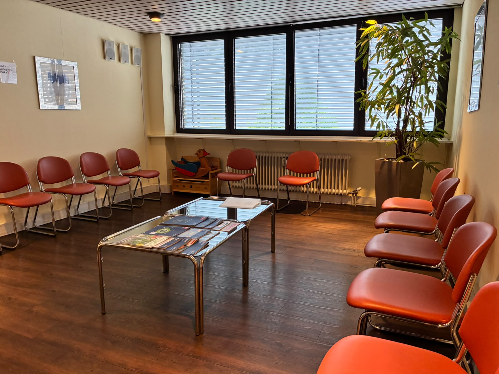 Wartezimmer der Gemeinschaftspraxis in der Neuen Mitte in Göppingen